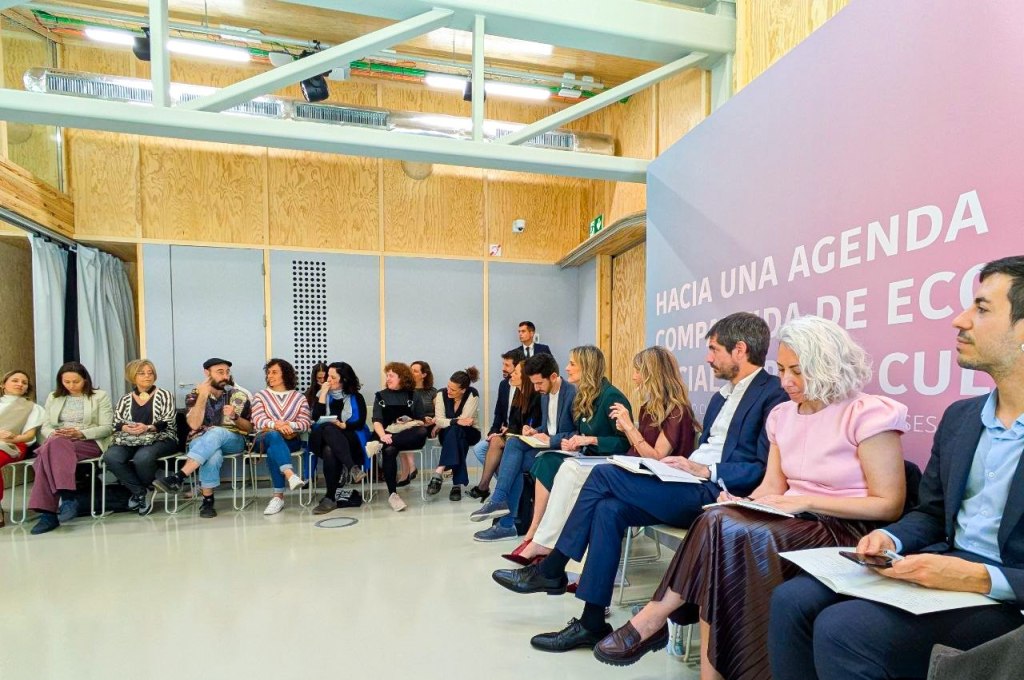 Consultar no és decidir. Volem el pa sencer